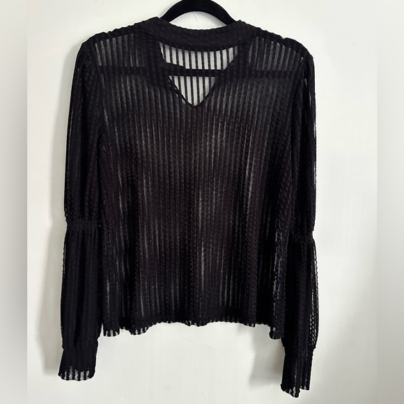 Dynamite Tops - Dynamite Size Medium - Striped High-neck Mesh Longsleeve
